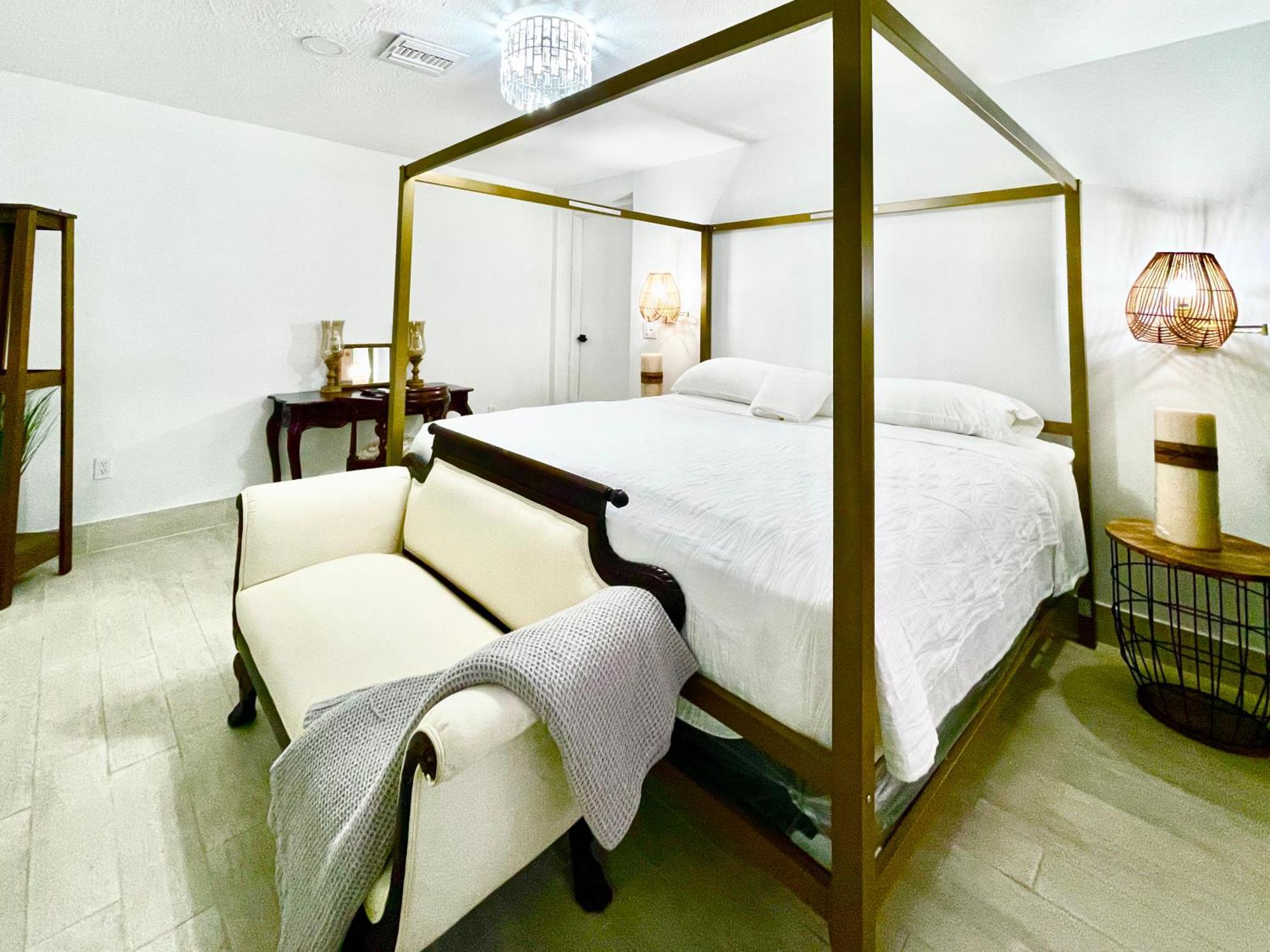 Akeyi Miami305 Private Bedrooms Kültér fotó